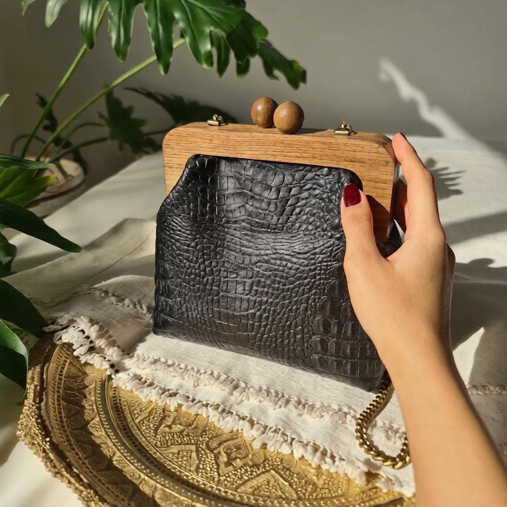 Embossed Crocodile Leather Handbag – Walnut Wood Frame